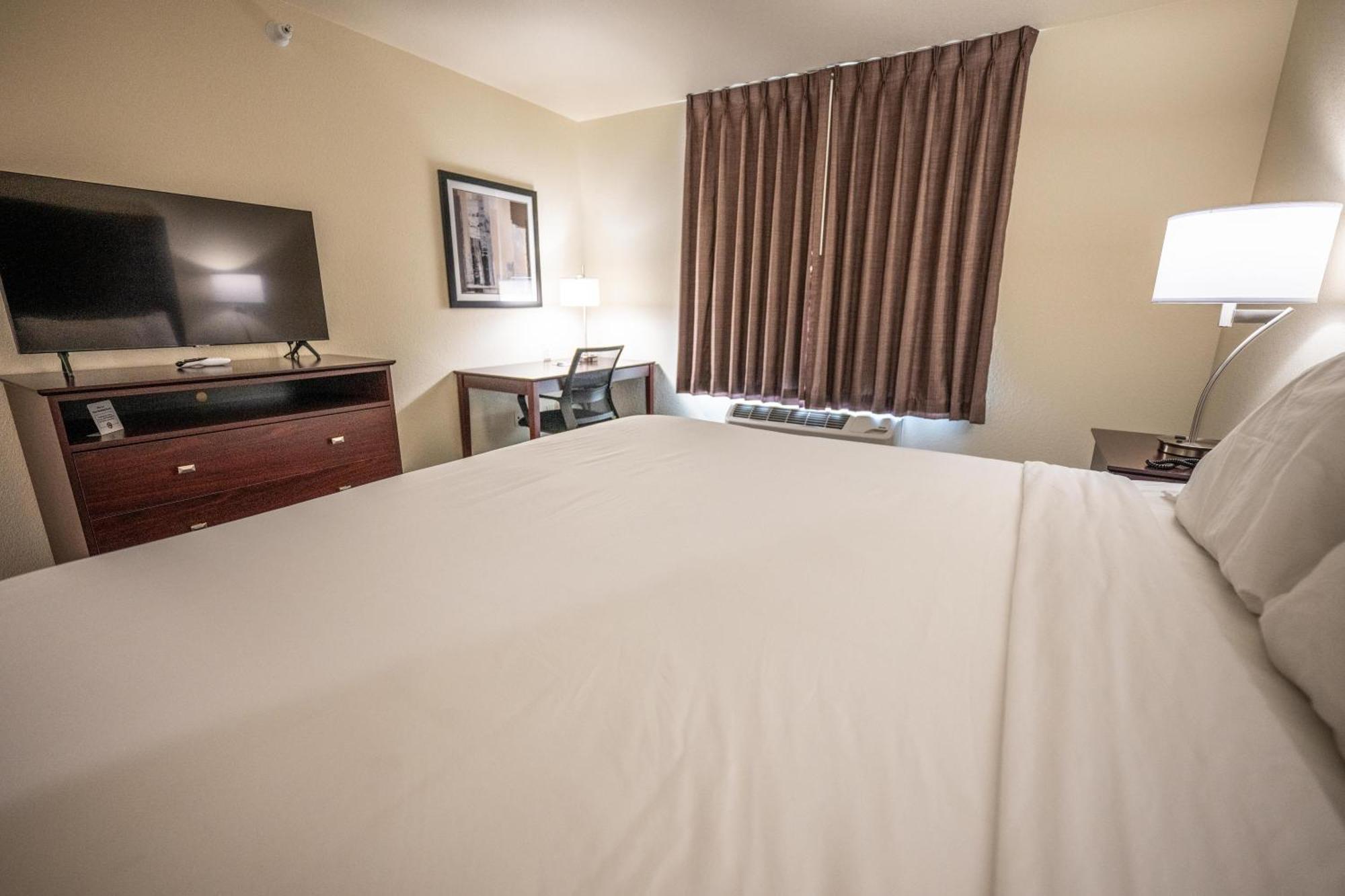 Cobblestone Hotel & Suites - Ламар Экстерьер фото